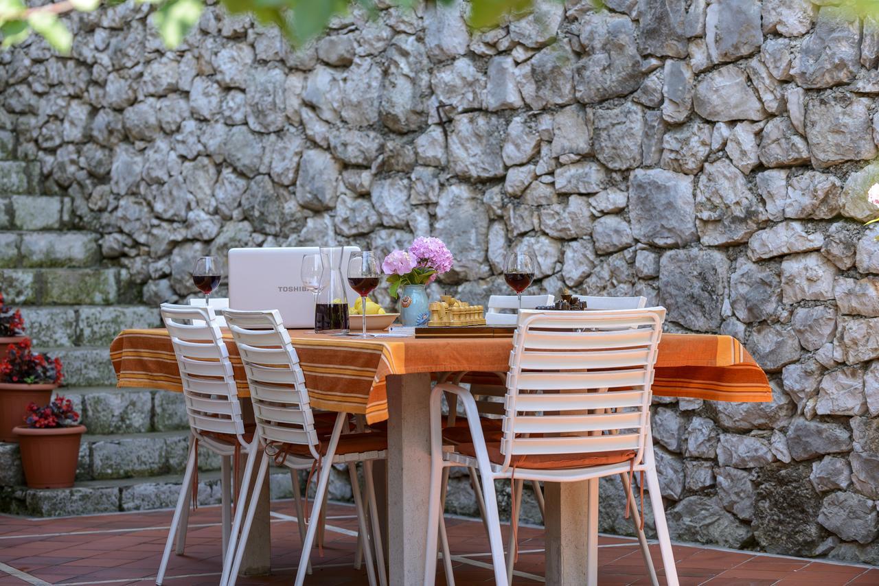 Two Palms Villa Zaton  Exterior photo